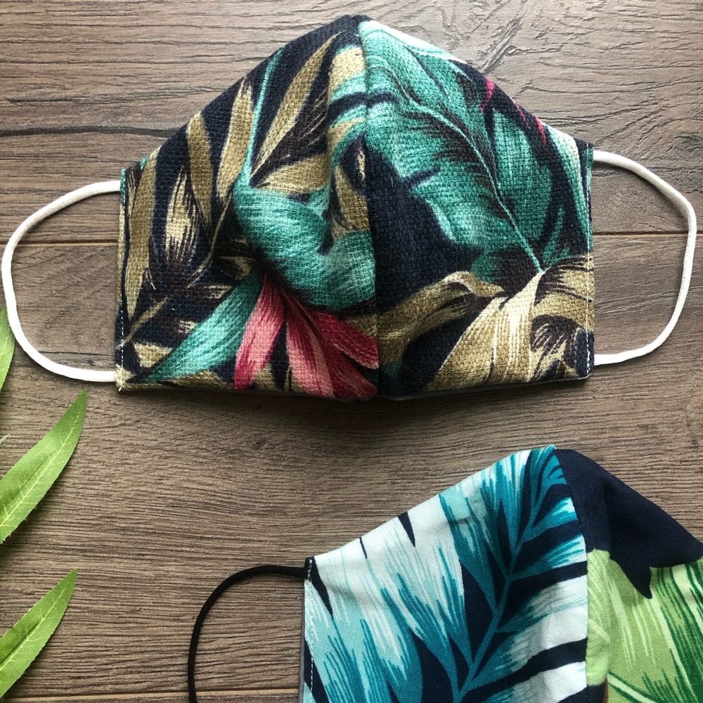 3 handmade hibiscus Hawaiian floral face masks - Picture 3 of 7
